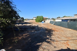 5325 Silver Dr, Santa Ana, CA 92703