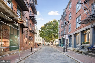 222 Church St Unit 4G, Philadelphia, PA 19106