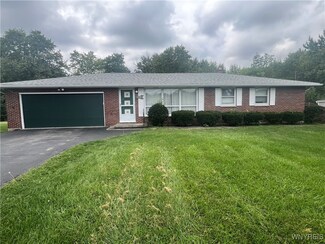 6882 Walmore Rd, Niagara Falls, NY 14304