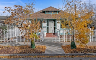 707 Slate Ave NW, Albuquerque, NM 87102