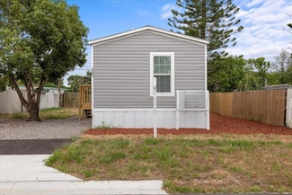 4304 Buena Vista Ln, Holiday, FL 34691