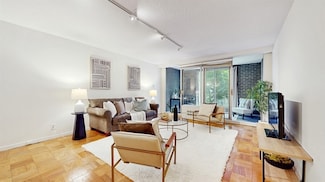 99 Pond Ave Unit 326, Brookline, MA 02445