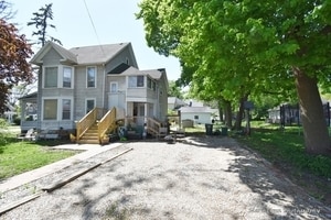 105 N Jefferson St Unit 2, Batavia, IL 60510