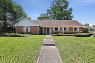 1175 N 23rd St, Beaumont, TX 77706