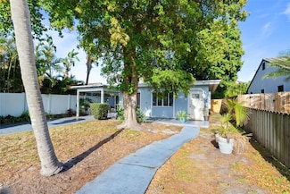 712 NE 10th Ave, Pompano Beach, FL 33060