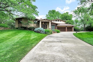 12 Prairie Dunes Dr, Hutchinson, KS 67502