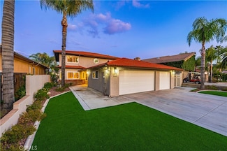 30182 Point Marina Dr, Canyon Lake, CA 92587