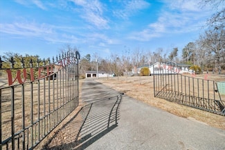 171 Kuhn Rd, Moore, SC 29369