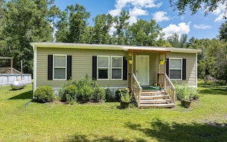 9147 182nd St, McAlpin, FL 32062