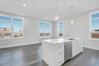 119 Peter St Unit 407, Union City, NJ 07087