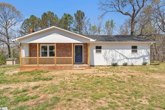 150 Carr Dr, Cowpens, SC 29330