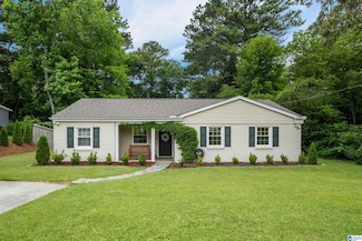 2120 Myrtlewood Dr, Birmingham, AL 35216