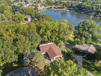 46 Lundi Ct, Lake Saint Louis, MO 63367