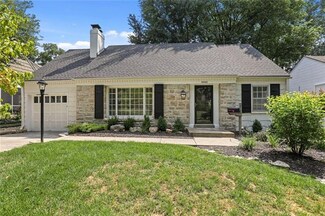 5633 Norwood Rd, Fairway, KS 66205