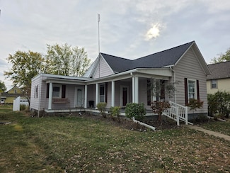 208 W Pearl St, Rockford, OH 45882