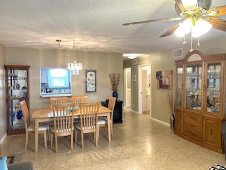 203 Oxford 500 Unit 2030, West Palm Beach, FL 33417