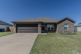 214 Cole Dr, Brookland, AR 72417