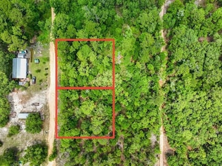 104 Mockingbird St, Interlachen, FL 32148