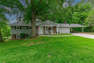 1619 Broadway Dr, Graham, NC 27253