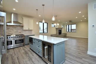 1420 Silver Star Dr, Hailey, ID 83333