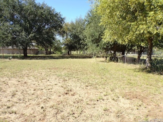 12035 Kearney Rd, Atascosa, TX 78002