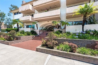 12300 Montecito Rd Unit 1, Seal Beach, CA 90740
