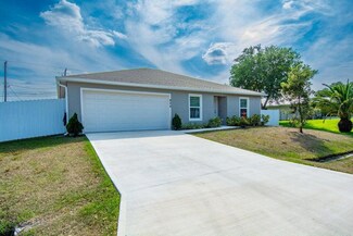 826 SW Juliet Ave, Port St. Lucie, FL 34953