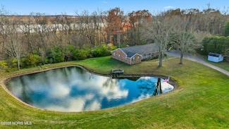 10855 S River Rd, Grand Rapids, OH 43522