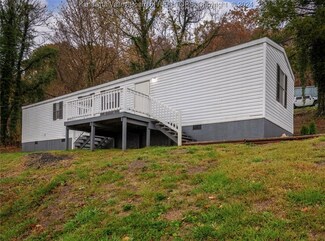 6078 Charleston Rd, Bancroft, WV 25011