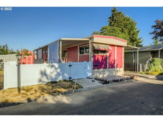 13640 SE Highway 212 Unit 65, Clackamas, OR 97015