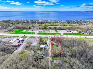 N8811 Hwy 10 & 114, Menasha, WI 54952