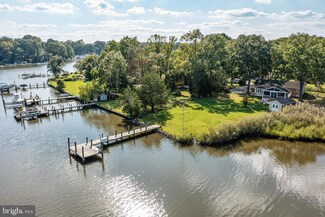3879 Cotter Dr, Edgewater, MD 21037