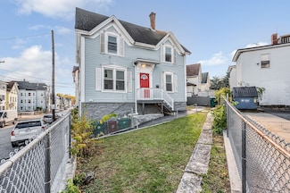 15 Whipple St, Lowell, MA 01852