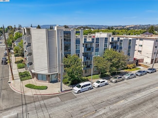 398 Parrott St Unit 302, San Leandro, CA 94577