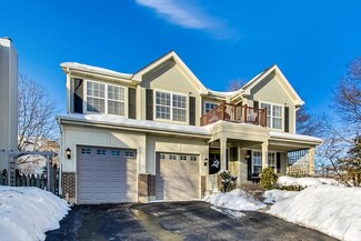 2907 Larrabee Dr, Geneva, IL 60134