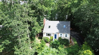 59 Whitecaps Dr, East Falmouth, MA 02536