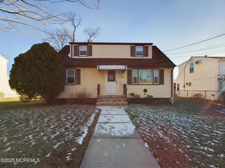 420 Prospect Ave, Avenel, NJ 07001