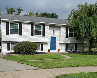 503 Meade Dr, Coraopolis, PA 15108