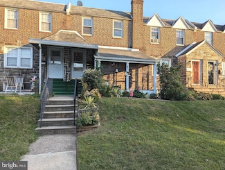 1233 E 12th St, Crum Lynne, PA 19022