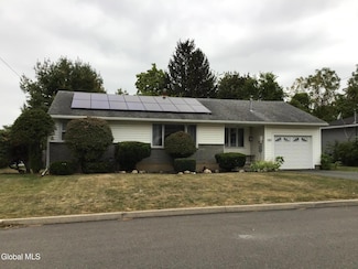 5 Crestwood Ave, Troy, NY 12180