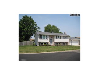 10014 Hollingsworth Dr NE, Bolivar, OH 44612