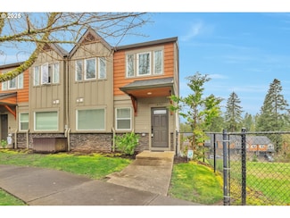16757 Champion Way, Sandy, OR 97055