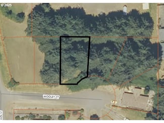 1059 Wooley Ct, Yoncalla, OR 97499