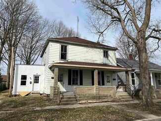 612 Jefferson St, Rochester, IN 46975