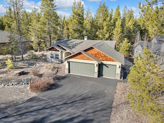 16806 Pony Express Way, Bend, OR 97707