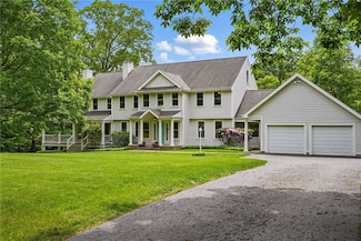 105 Lee Rd, Sewickley, PA 15143