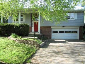 2418 E Covenanter Dr, Bloomington, IN 47401