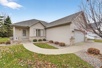 4733 Westbrook Ct, Appleton, WI 54913