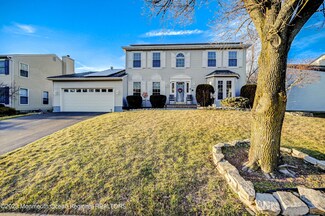 71 Heritage Dr, Howell, NJ 07731