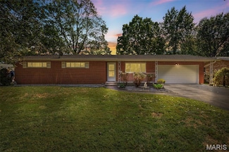 10 St Jude Dr, Ste Genevieve, MO 63670